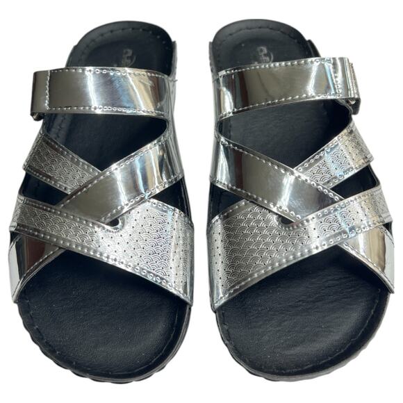 Flexus by Spring Step Blancita Silver Sandals Size 38 - Picture 1 of 7